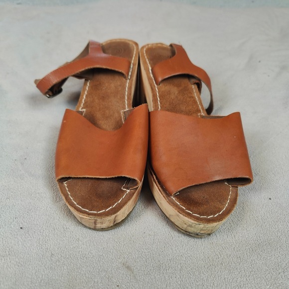 Urban Outfitters Wooden Clogs Sandals Women 10 Tan Leather Strappy Preppy Scandi - Picture 4 of 11